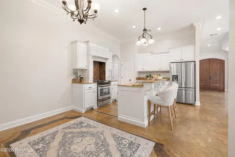 $285,000 | 305 Barataria Bay Point, Lafayette, LA 70508