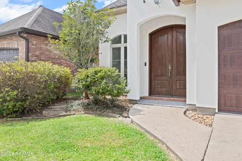 $285,000 | 305 Barataria Bay Point, Lafayette, LA 70508