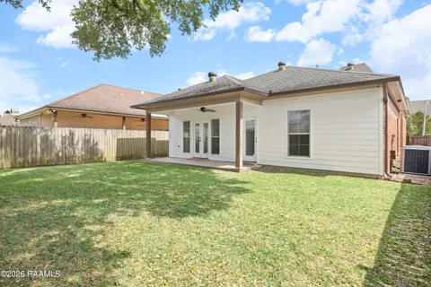 $285,000 | 305 Barataria Bay Point, Lafayette, LA 70508