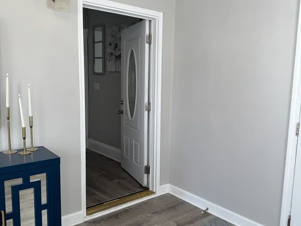 $3,600 | 630 Metropolitan Avenue, Unit 3, Boston, MA 02136