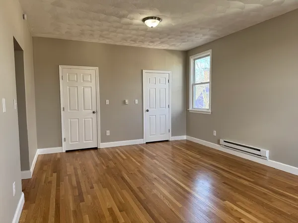 $3,600 | 630 Metropolitan Avenue, Unit 3, Boston, MA 02136