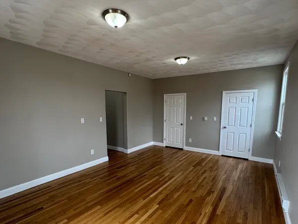 $3,600 | 630 Metropolitan Avenue, Unit 3, Boston, MA 02136