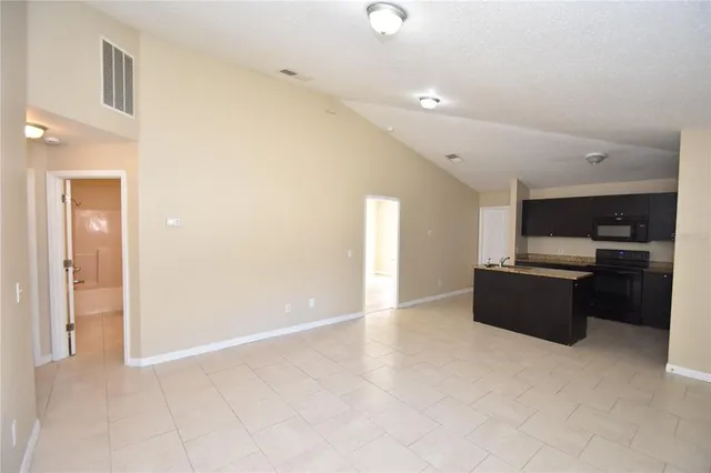 $1,600 | 27 Bunker View Drive, Unit A, Palm Coast, FL 32137