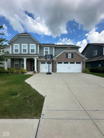 $2,700 | 17364 Americana Crossing, Noblesville, IN 46060