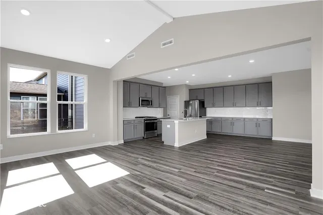 $2,700 | 17364 Americana Crossing, Noblesville, IN 46060