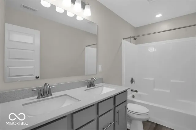 $2,700 | 17364 Americana Crossing, Noblesville, IN 46060