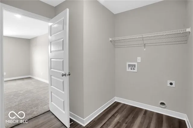 $2,700 | 17364 Americana Crossing, Noblesville, IN 46060