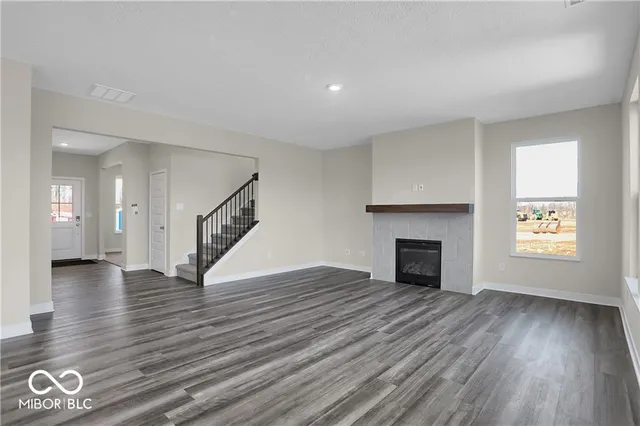 $2,700 | 17364 Americana Crossing, Noblesville, IN 46060