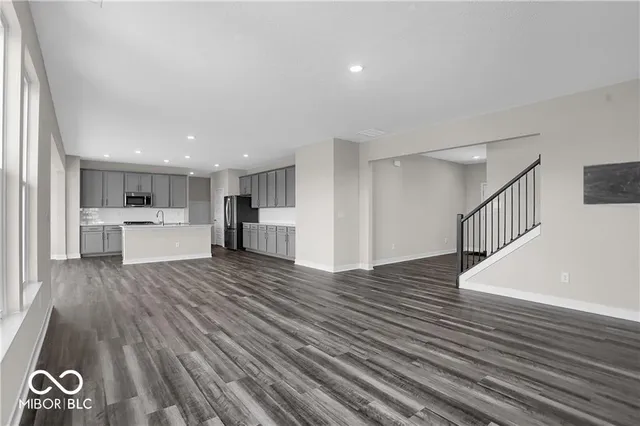 $2,700 | 17364 Americana Crossing, Noblesville, IN 46060