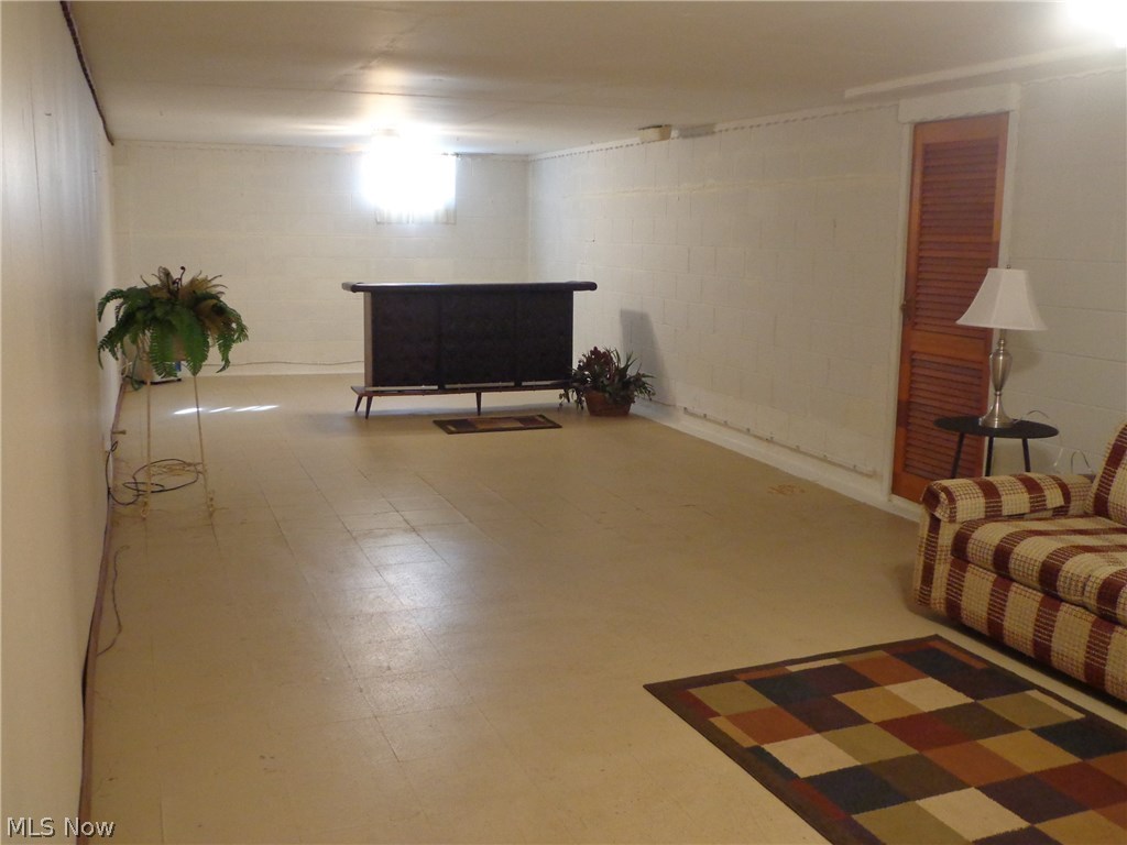 5715 Wynnbrook Road Southwest Canton, OH 44706 - Photo 15 of 27 Gallery Image 15