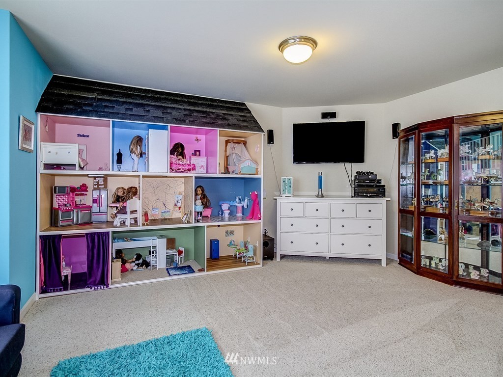 21915 40th Avenue Southeast Bothell, WA 98021 - Photo 23 of 25