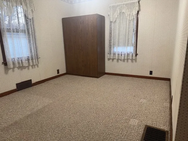 $162,500 | 307 North Linden Street, Clinton, IL 61727