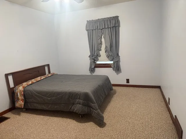 $162,500 | 307 North Linden Street, Clinton, IL 61727