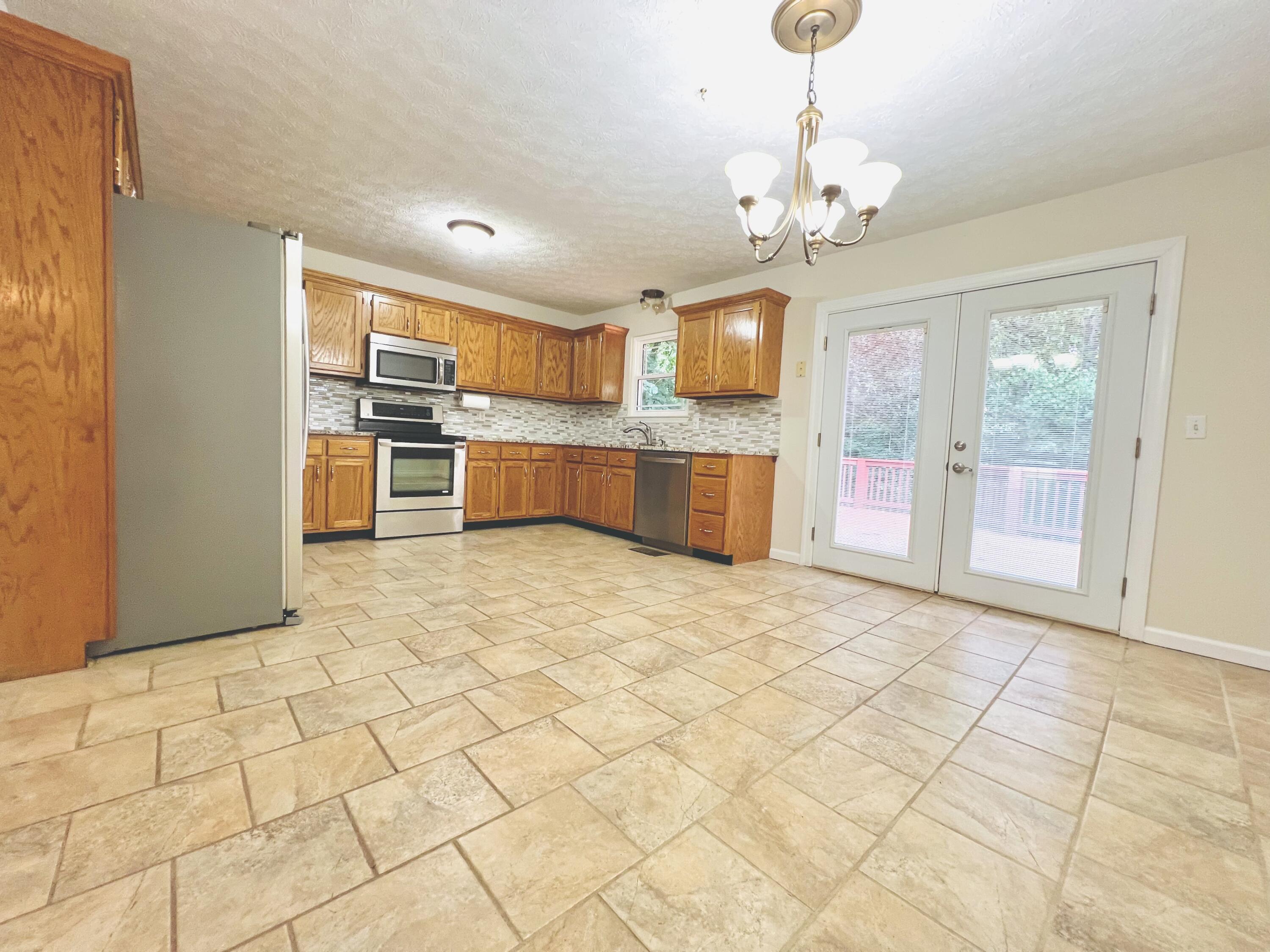 66 Spring Valley Lane Ringgold, GA 30736 - Photo 10 of 45 IMG_4422