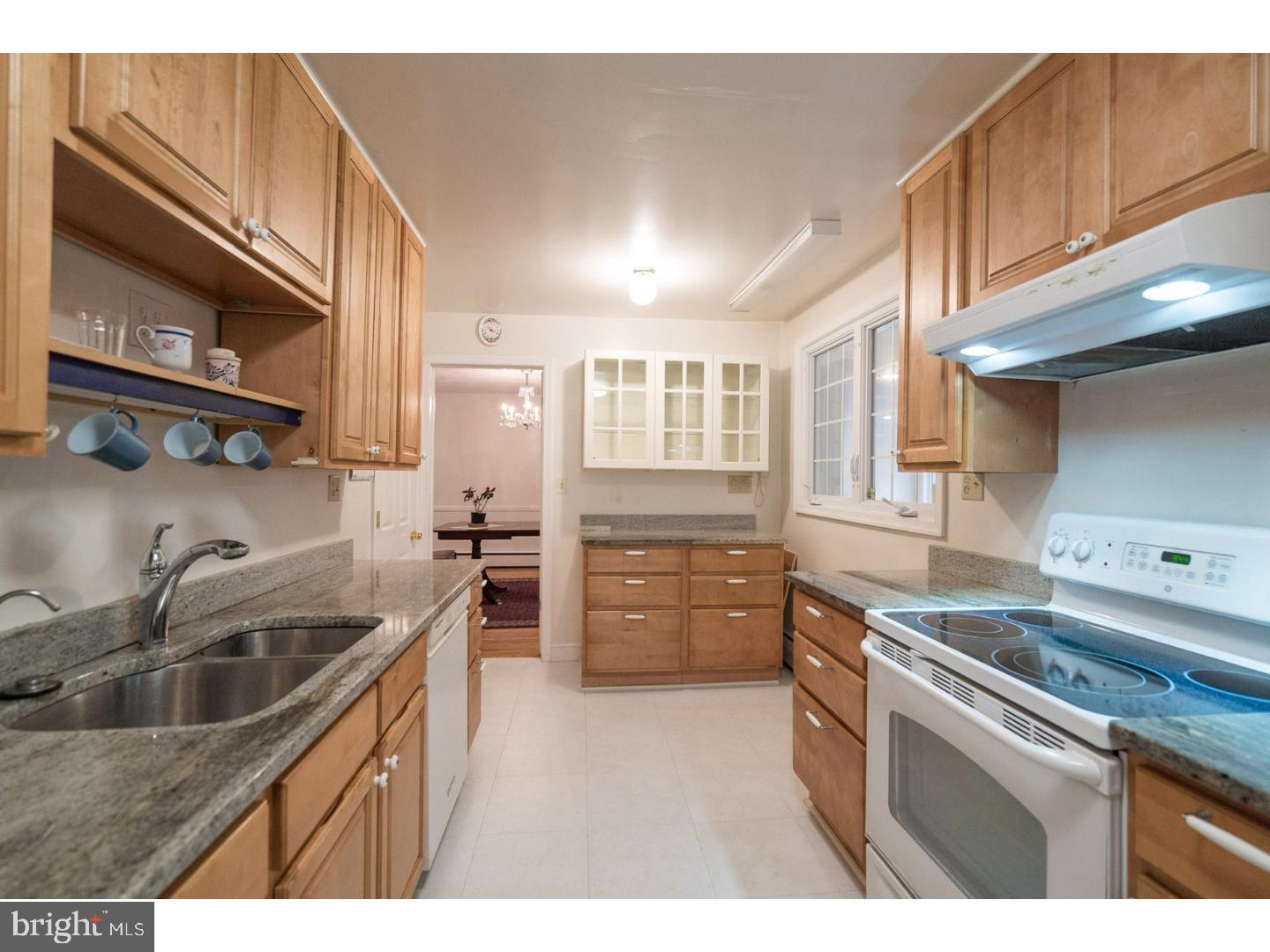106 Ovington Road Yardley, PA 19067 - Photo 12 of 25 Gallery Image 12