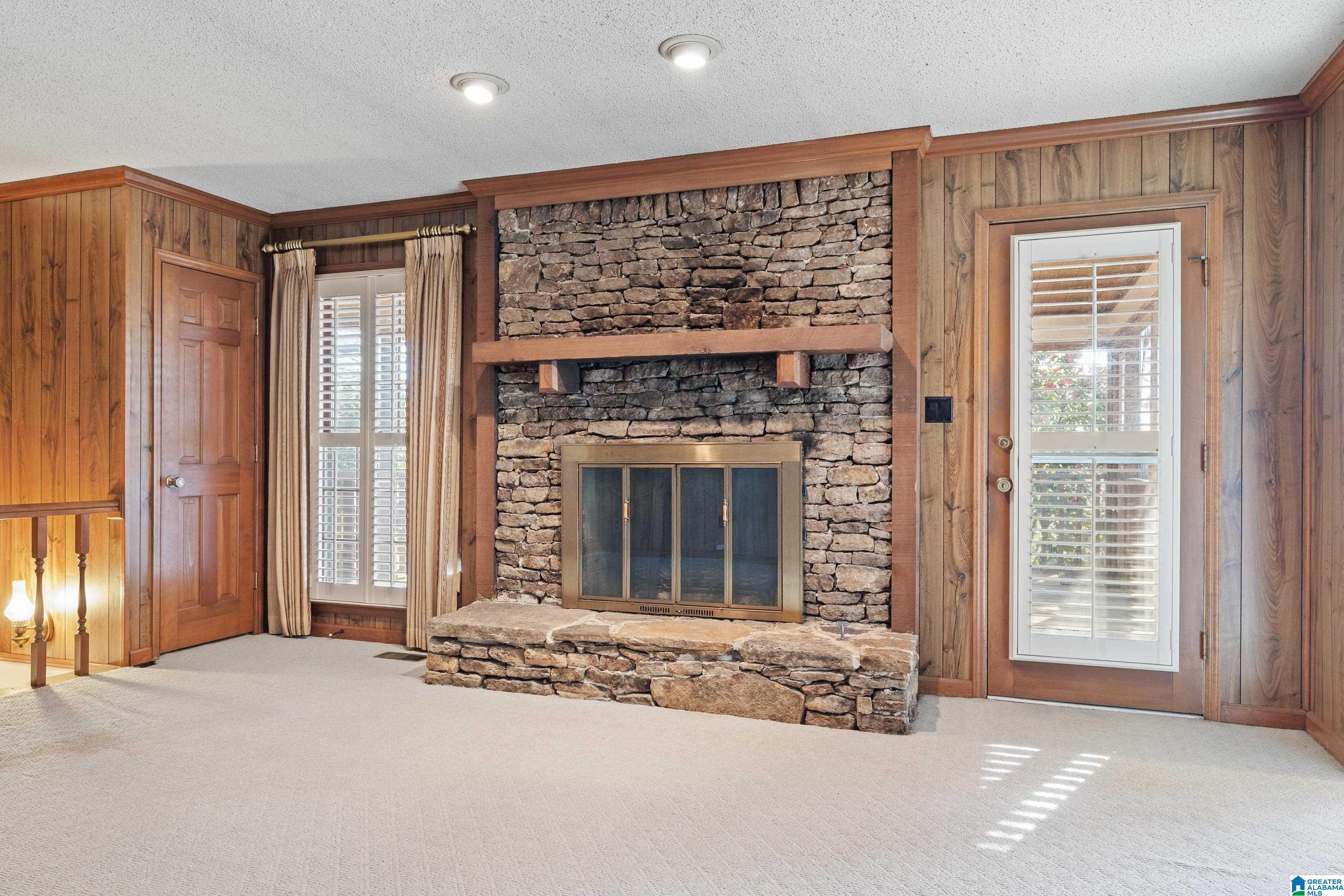 111 Woodward Road Trussville, AL 35173 - Photo 4 of 37