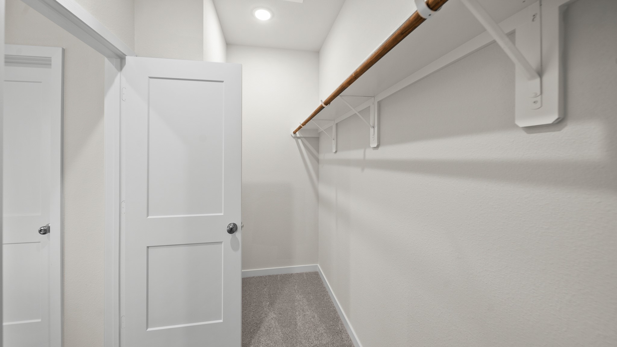 9728 Caney Bend Road Conroe, TX 77303 - Photo 13 of 23 representative photo