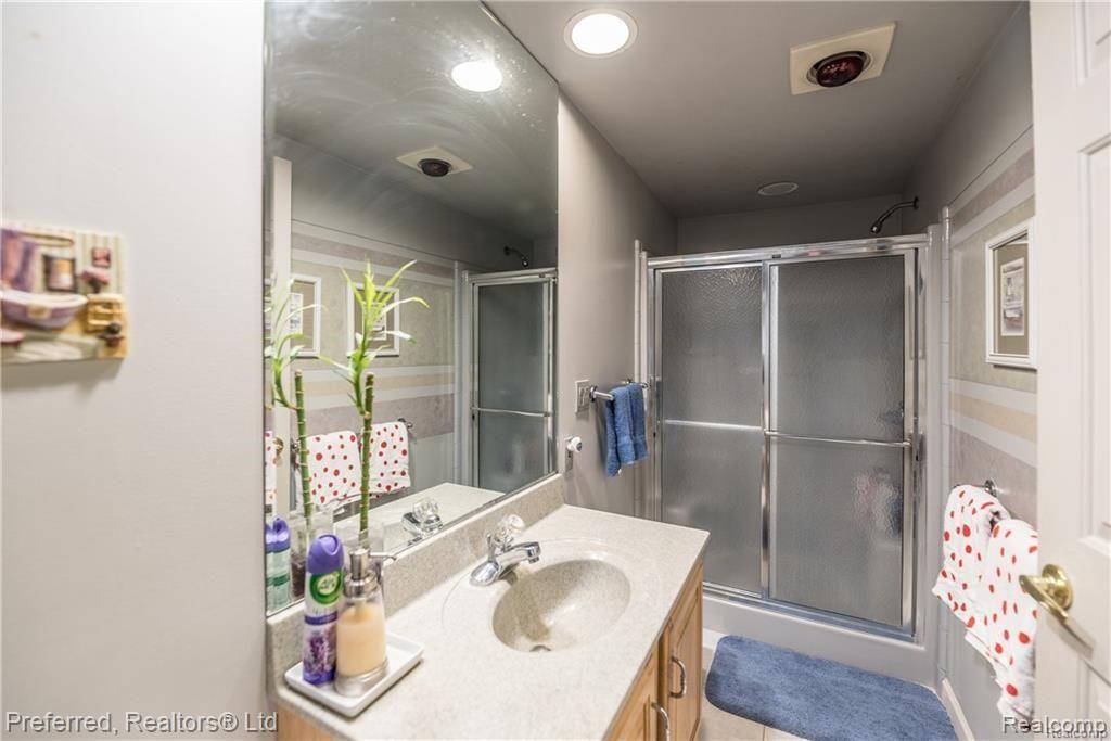 536 Meadowlake Road Canton, MI 48188 - Photo 16 of 30