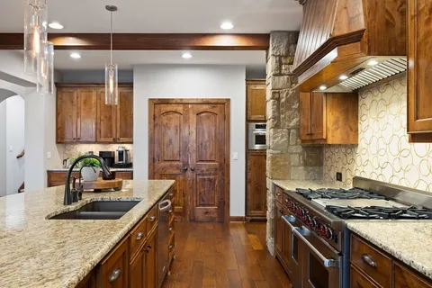 $1,825,000 | 272 Whitney Woods Circle, Georgetown, TX 78633