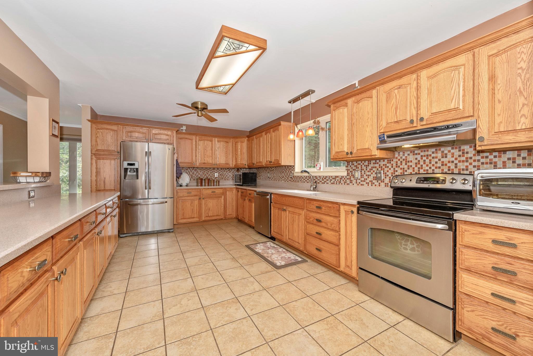 12828 Jesse Smith Road Mount Airy, MD 21771 - Photo 13 of 46 Huge gourmet kitchen