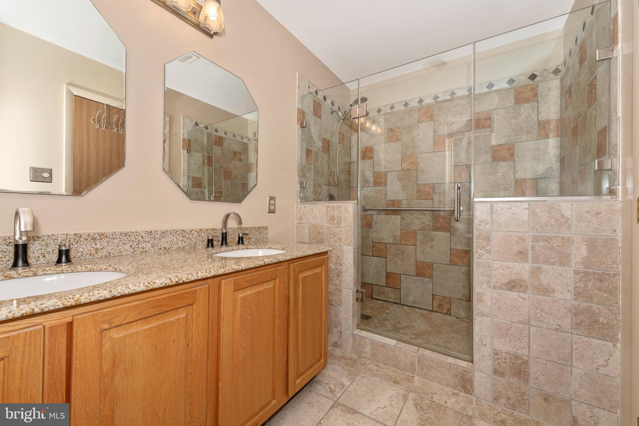 12828 Jesse Smith Road Mount Airy, MD 21771 - Photo 21 of 46 Gorgeous tile shower