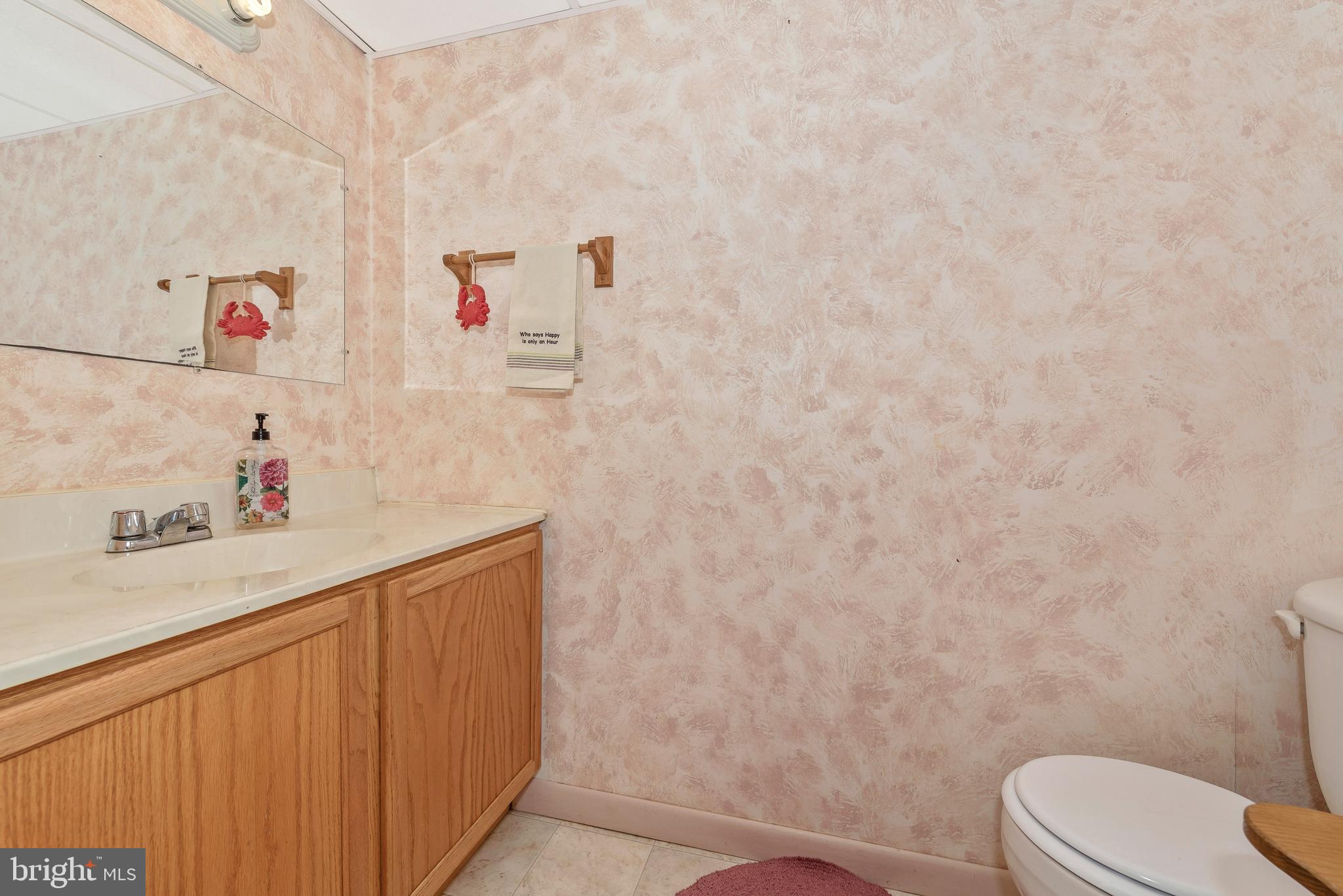 12828 Jesse Smith Road Mount Airy, MD 21771 - Photo 28 of 46 Bath on first floor
