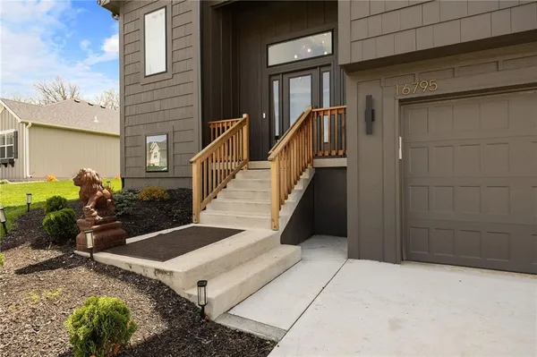 $549,500 | 16795 Northwest 124th Street, Platte City, MO 64079