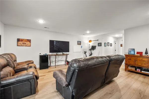$549,500 | 16795 Northwest 124th Street, Platte City, MO 64079