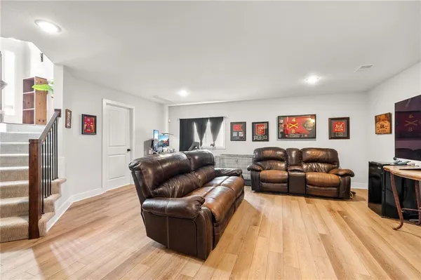 $549,500 | 16795 Northwest 124th Street, Platte City, MO 64079