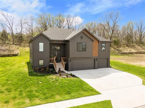 $549,500 | 16795 Northwest 124th Street, Platte City, MO 64079