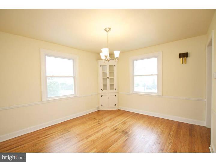39 South Britton Road Springfield, PA 19064 - Photo 8 of 24 Dining Room