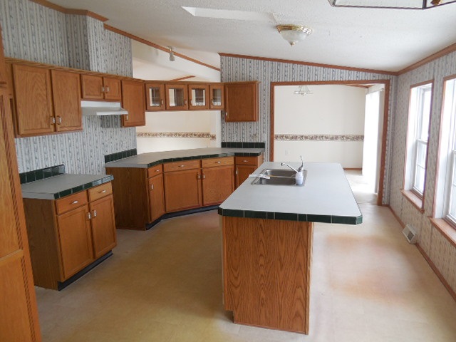 22 Thomas Street Barre, VT 05641 - Photo 2 of 10 Gallery Image 2