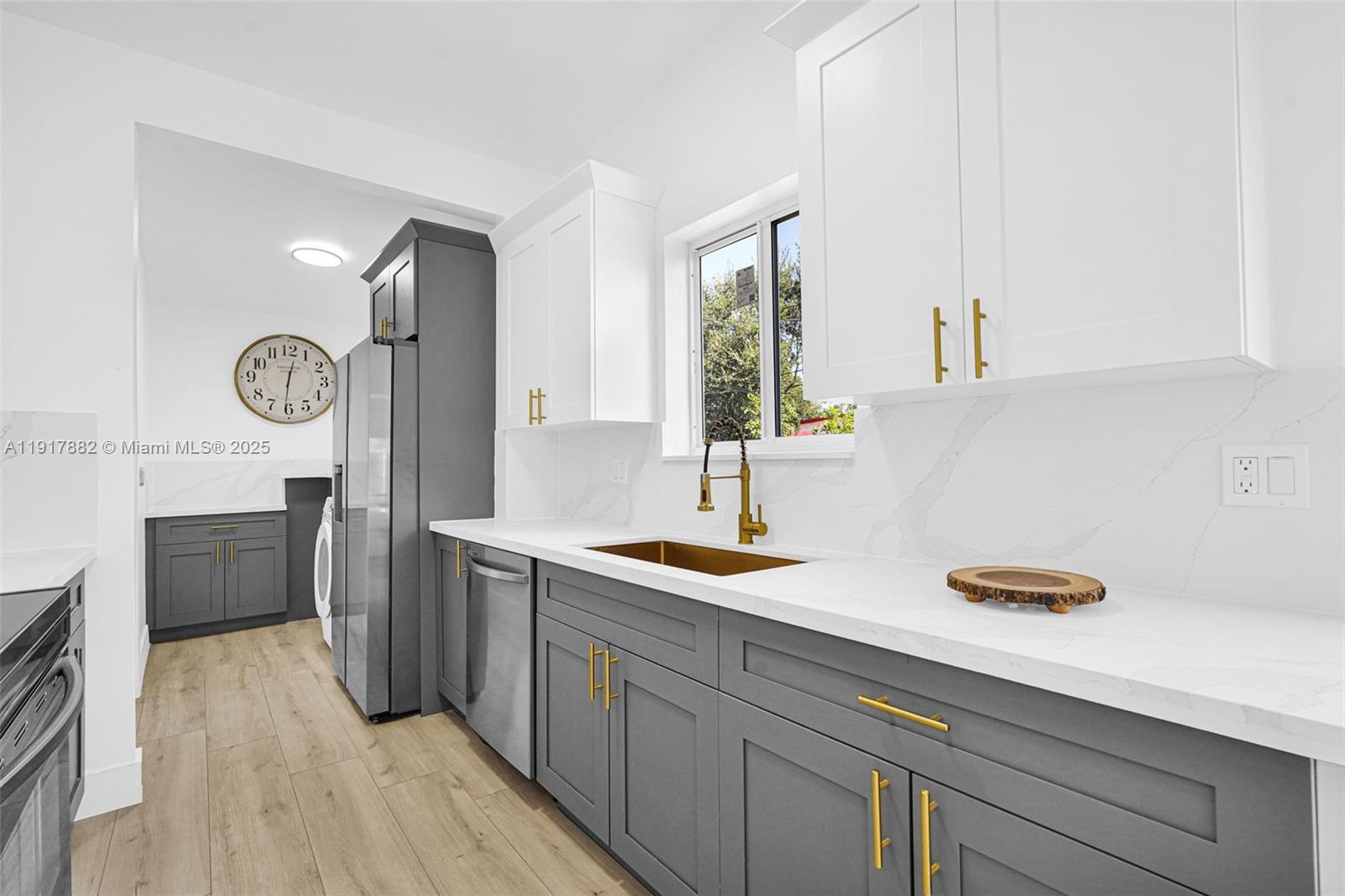 5730 Southwest 54th Terrace Davie, FL 33314 - Photo 14 of 40