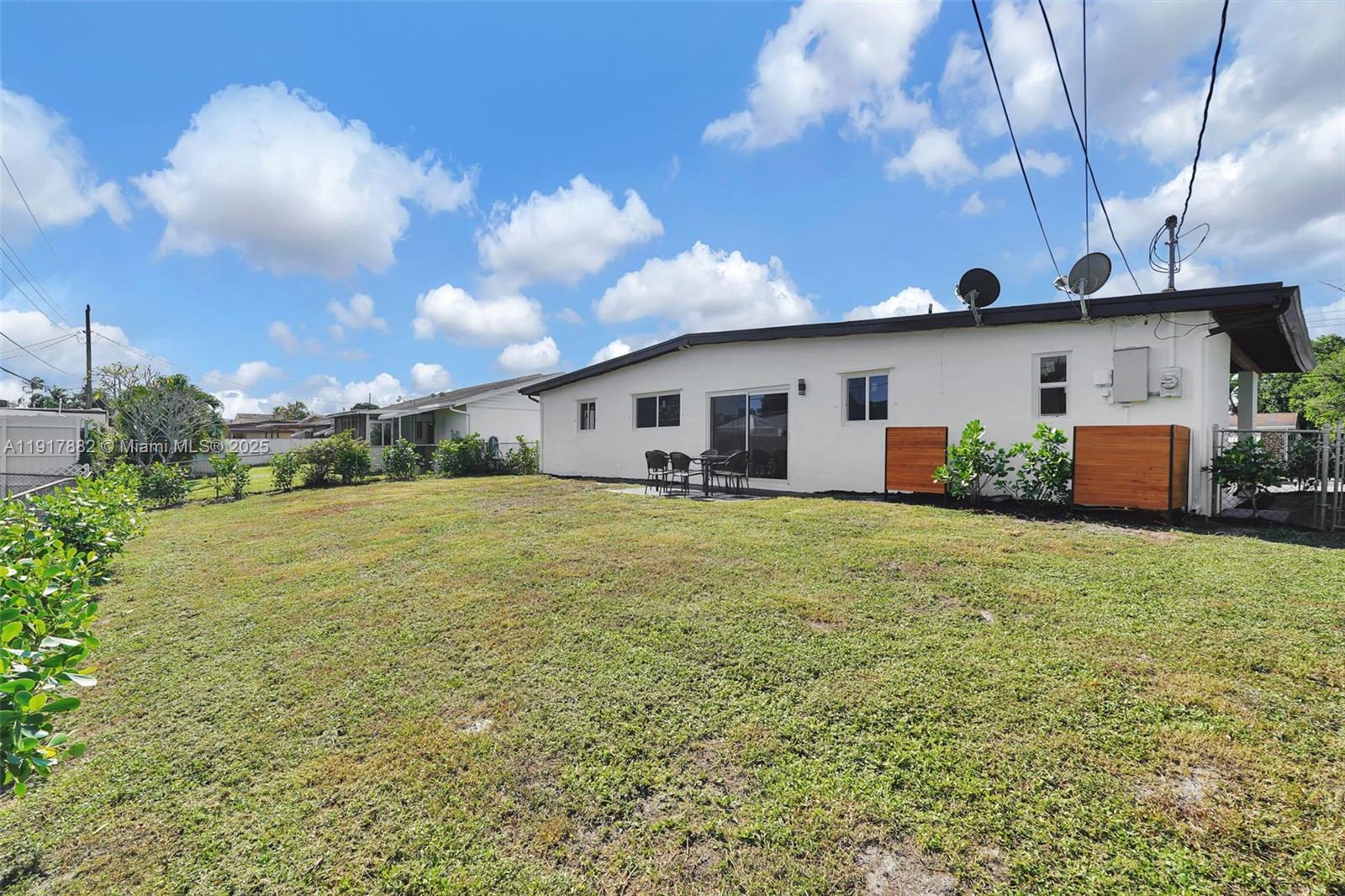 5730 Southwest 54th Terrace Davie, FL 33314 - Photo 35 of 40