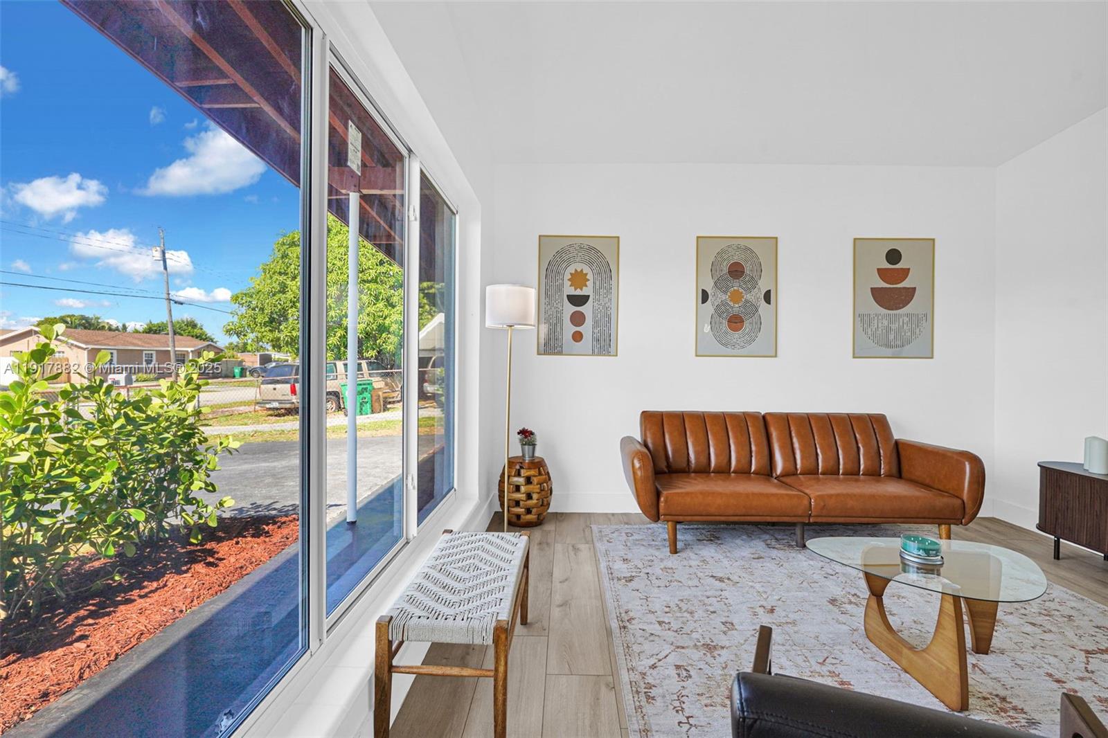 5730 Southwest 54th Terrace Davie, FL 33314 - Photo 8 of 40