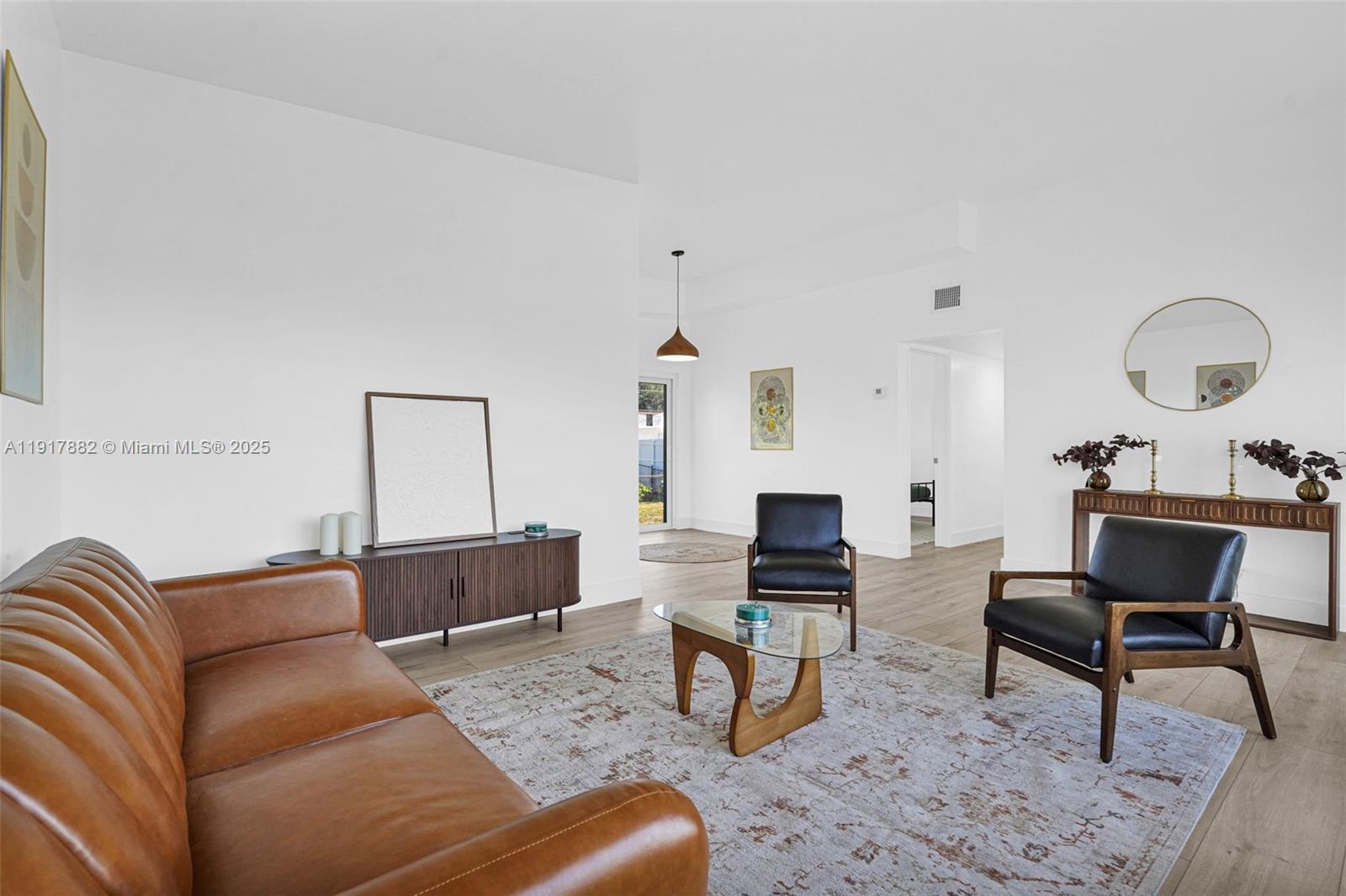 5730 Southwest 54th Terrace Davie, FL 33314 - Photo 9 of 40