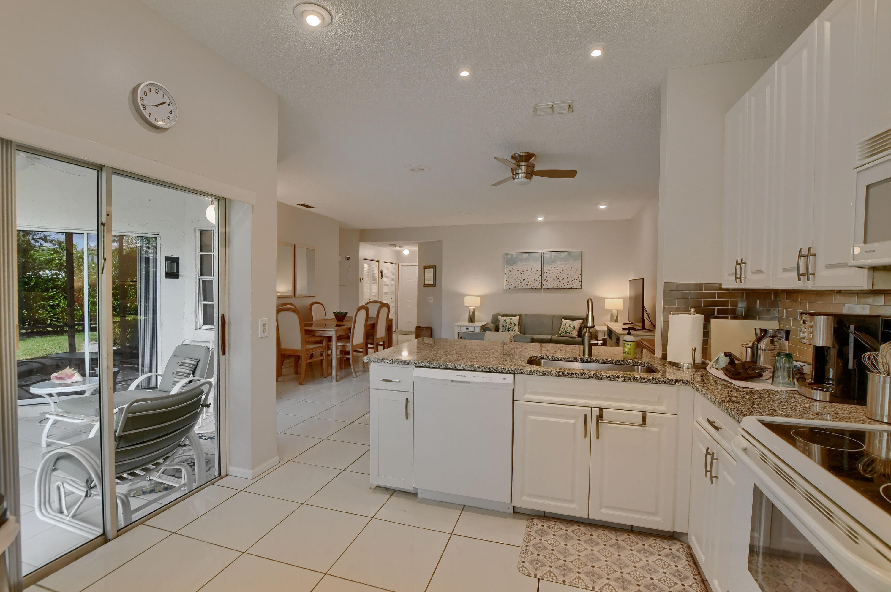 6563 Via Regina Boca Raton, FL 33433 - Photo 11 of 24 kitchen