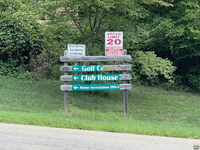 $4,000 | 6428 Ridgeview Drive, Ozawkie, KS 66070