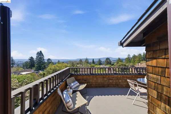 $2,695,000 | 1400 Le Roy Avenue, Berkeley, CA 94708