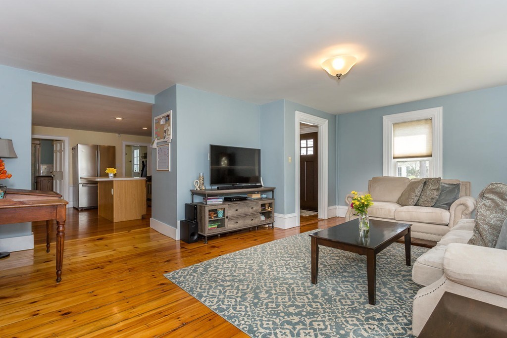 392 Pleasant Street Canton, MA 02021 - Photo 4 of 25 Gallery Image 4