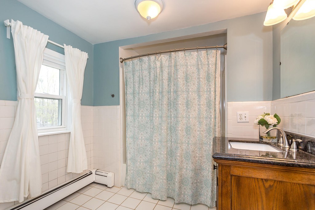 392 Pleasant Street Canton, MA 02021 - Photo 9 of 25 Gallery Image 9