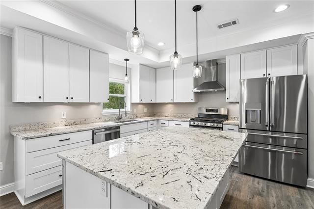 1551 Labarre Street Mandeville, LA 70448 - Photo 6 of 16