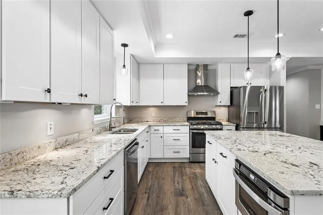 1551 Labarre Street Mandeville, LA 70448 - Photo 7 of 16