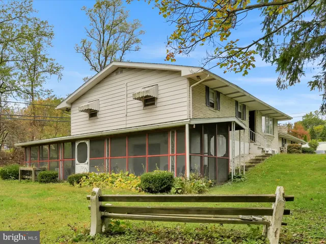 $319,900 | 149 Claremont Avenue, Tamaqua, PA 18252