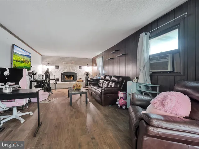 $319,900 | 149 Claremont Avenue, Tamaqua, PA 18252