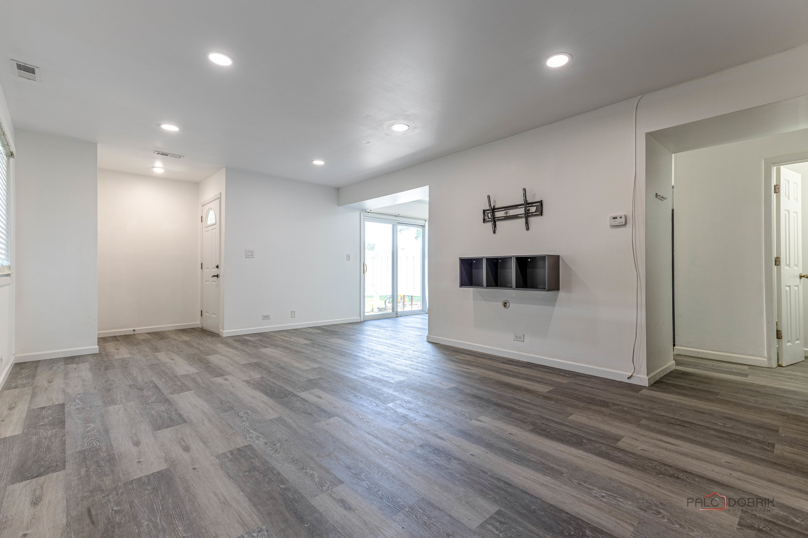 325 Bayview Point Schaumburg, IL 60194 - Photo 6 of 20