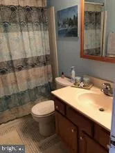 $2,400 | 425 Gatewood Court, Glen Burnie, MD 21061