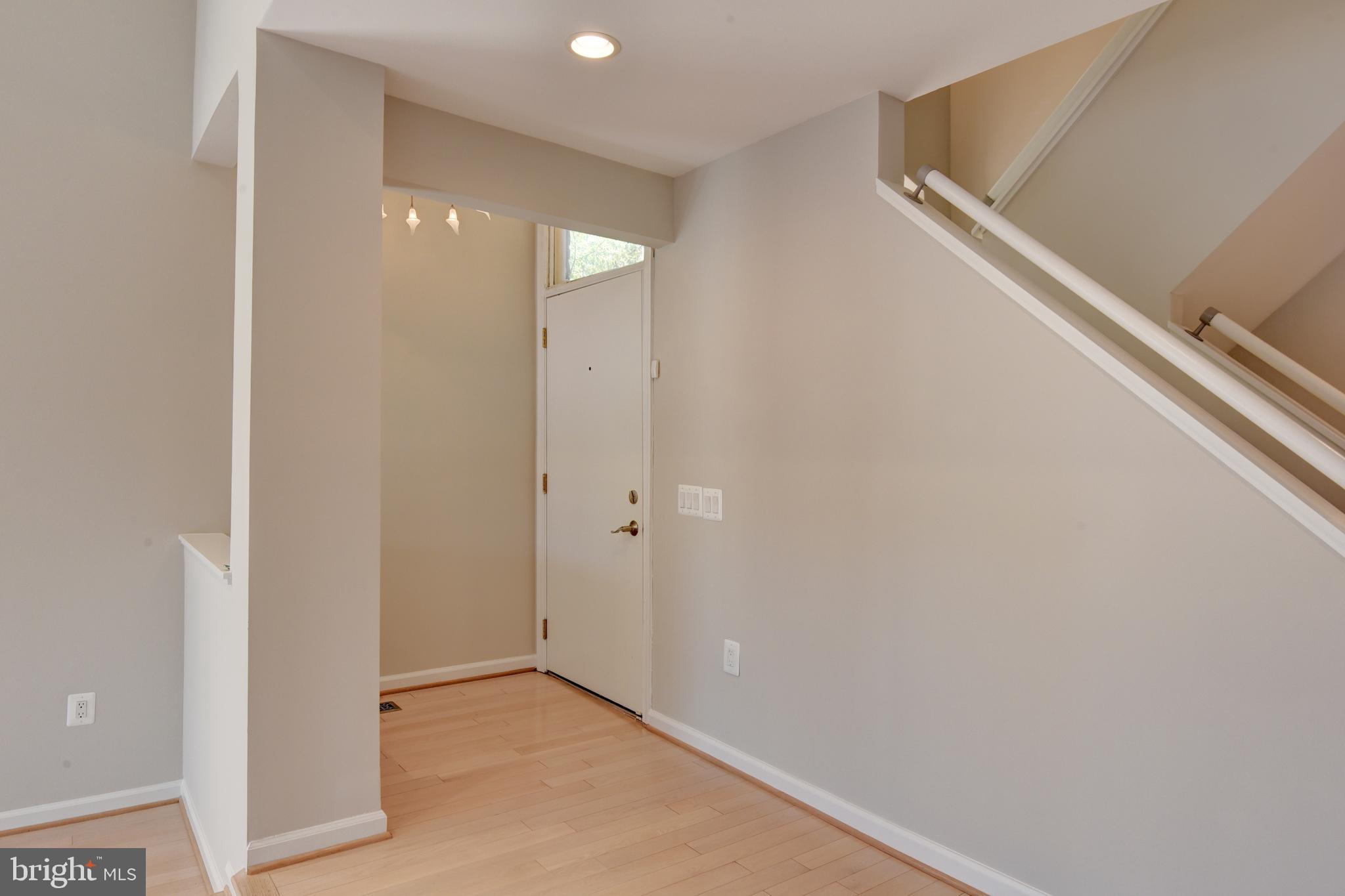 2000 Lakewinds Drive Reston, VA 20191 - Photo 5 of 74