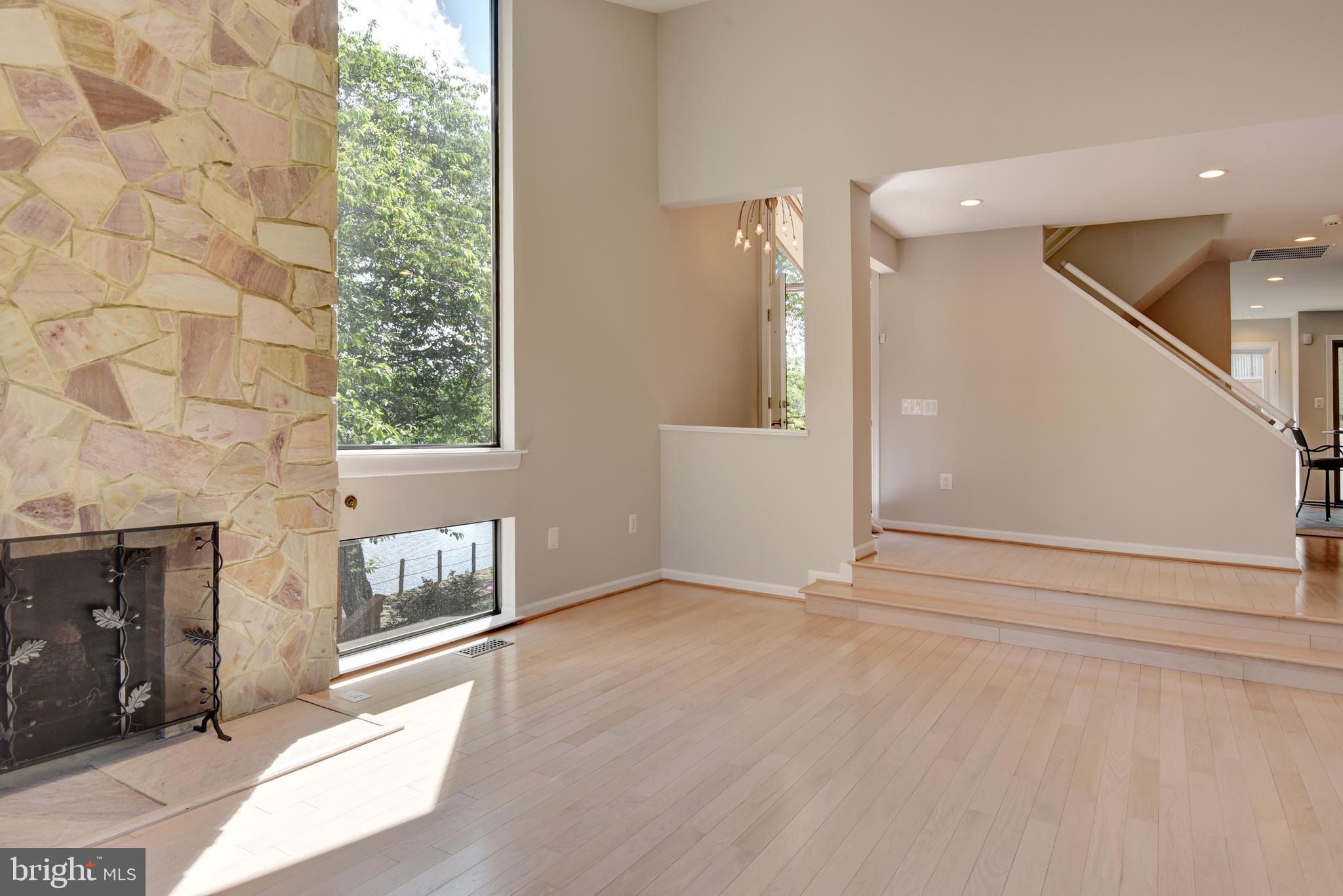 2000 Lakewinds Drive Reston, VA 20191 - Photo 9 of 74