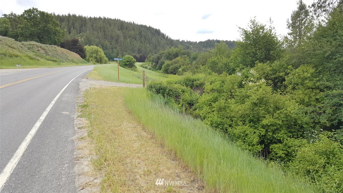 2100 River Rock Road Kettle Falls, WA 99141 - Photo 7 of 11